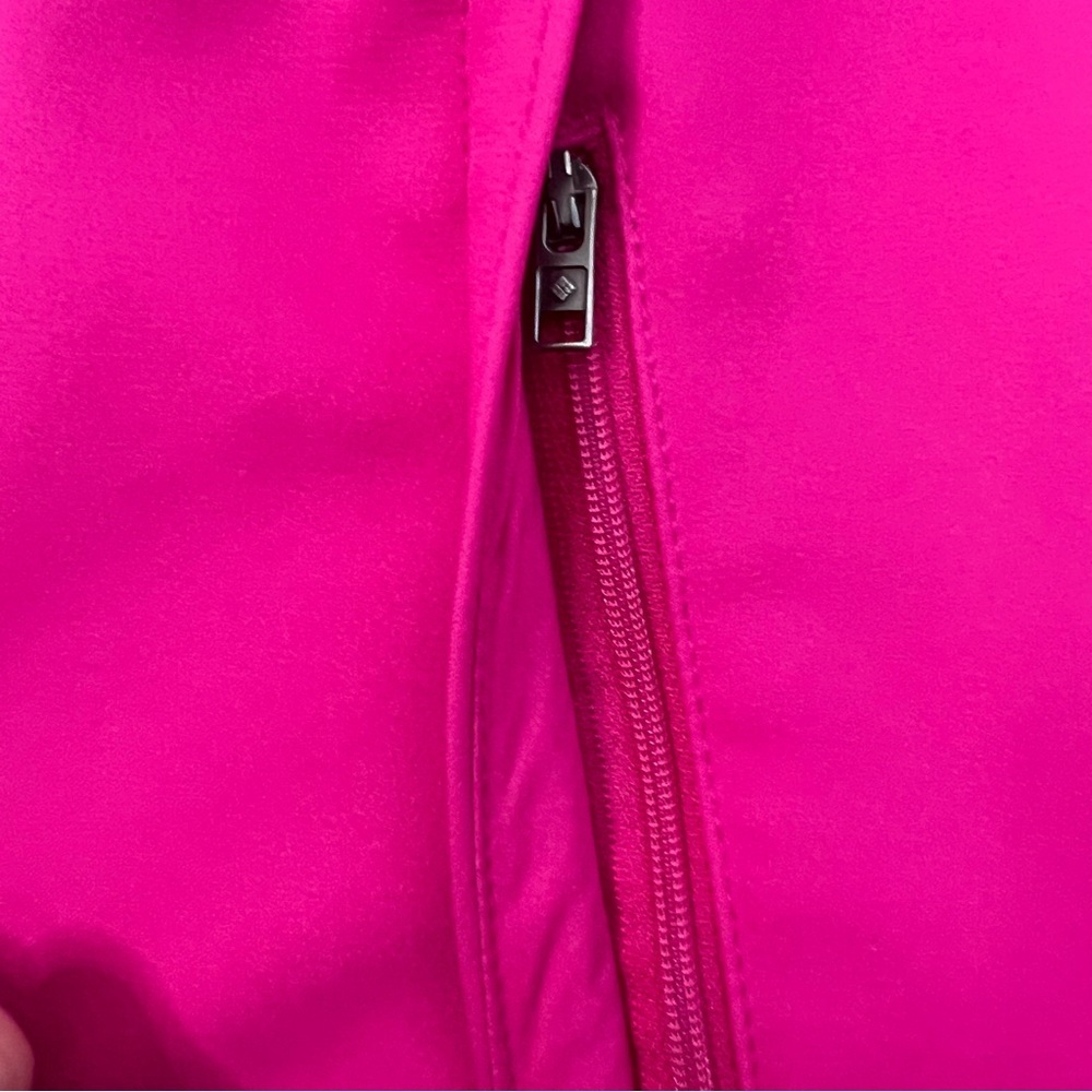 Columbia Women’s Front Zip Lined Jacket Sz Large Hot Pink Color Flaw/Pilling - Picture 11 of 14